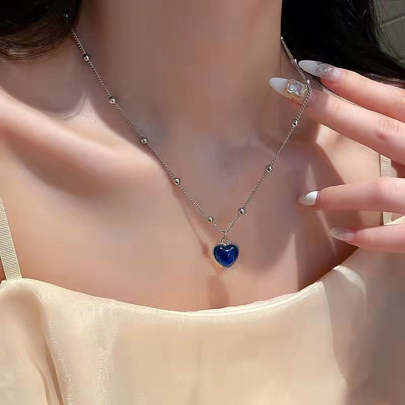 Color Changing Heart Pendant Necklace For Women Simple Design Temperature Sensitive Stone Peach Choker Necklace Party Jewelry