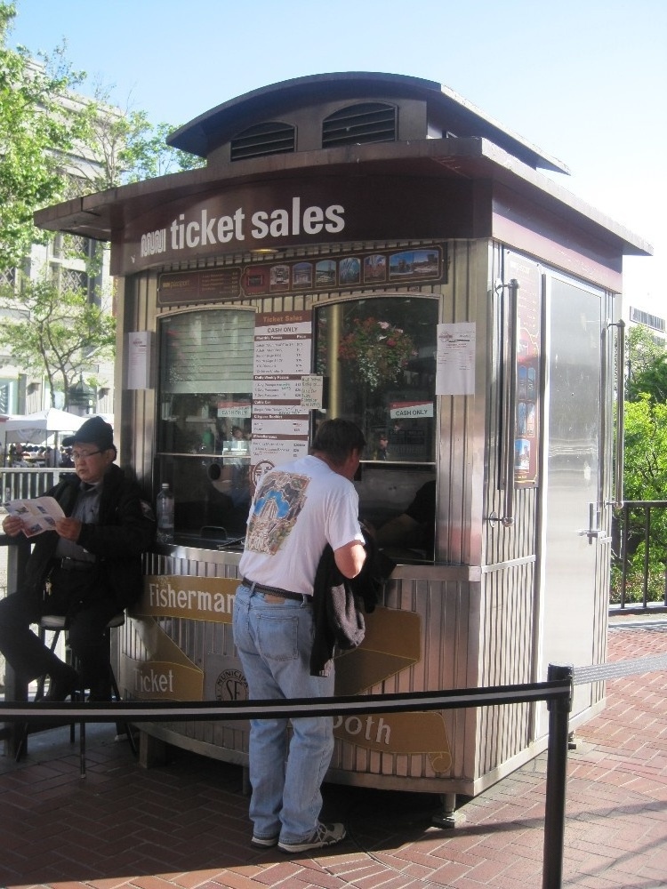 Modern Design Portable Stainless Steel Ticket Booth and Kiosk for Outdoor Use at Bus Station Subway Carport Application