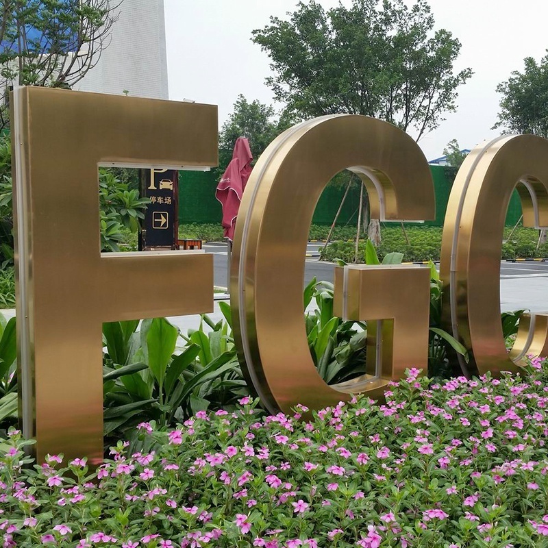 Outdoor Customizable 3D Stainless Steel Letter Sign Large Electronic Light Sign for Companies Wall Lighting Application