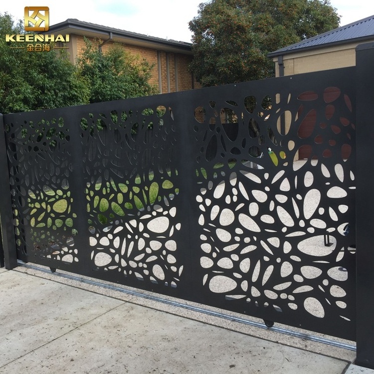 Eco-Friendly Powder Coated Cast Aluminum Driveway Gate Painted Trellis Sport Fence Easily Assembled Outdoor Garden Decoration