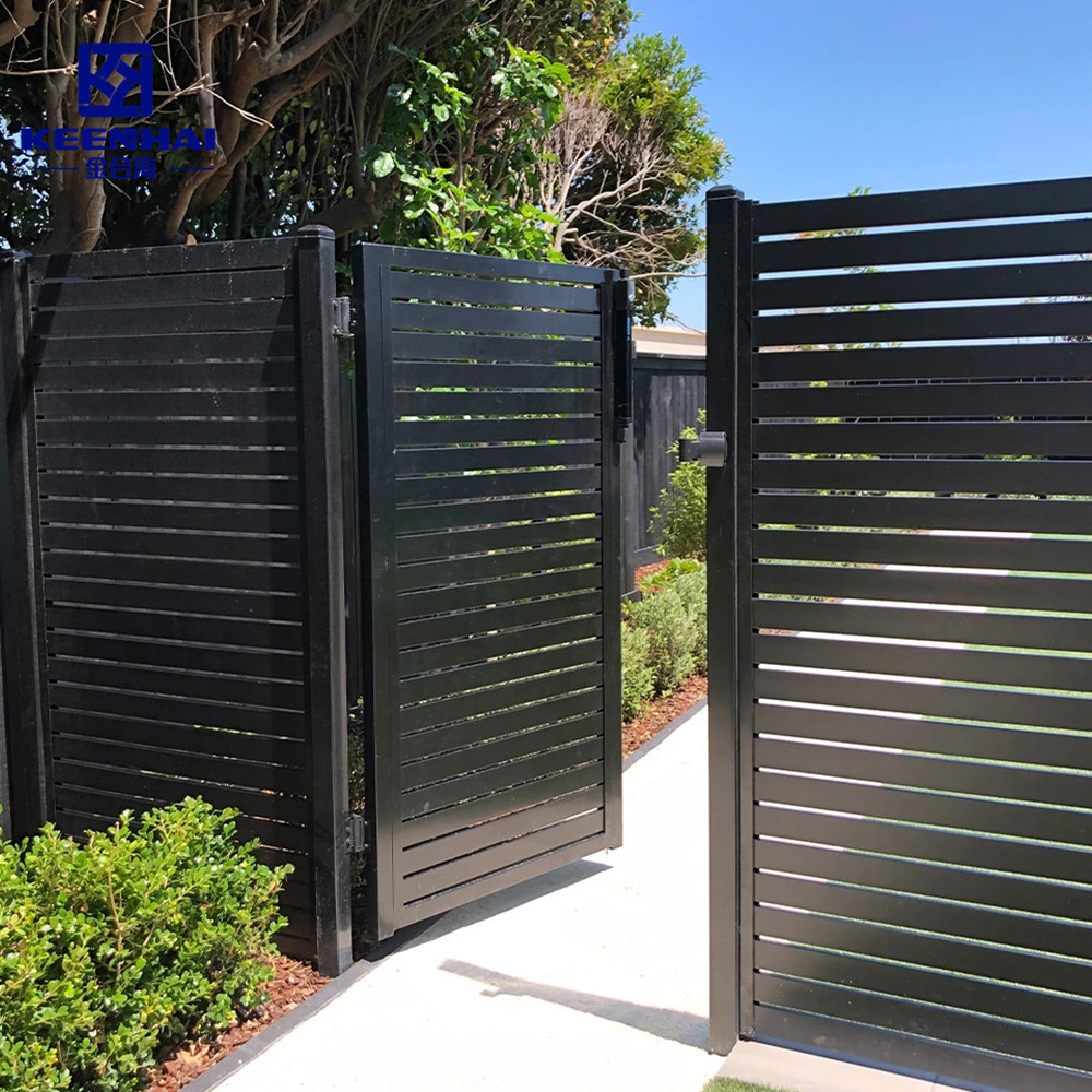 Customized Aluminum Fencing Trellis Slat Powder Coated Eco-Friendly Fence with No WPC Material for Outdoor Garden Space