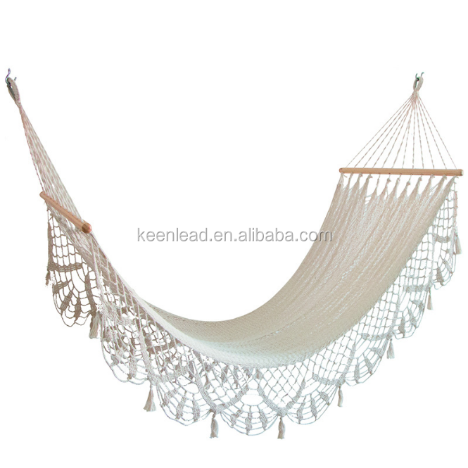 Outdoor leisure portable cotton rope Tassel hammock with net