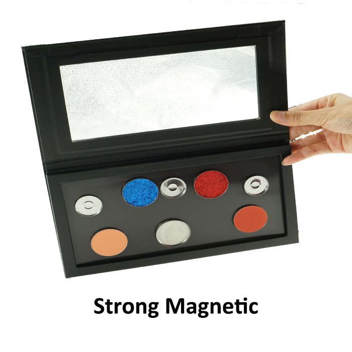 Wholesale matte empty magnetic eyeshadow palette bulk com-pact case