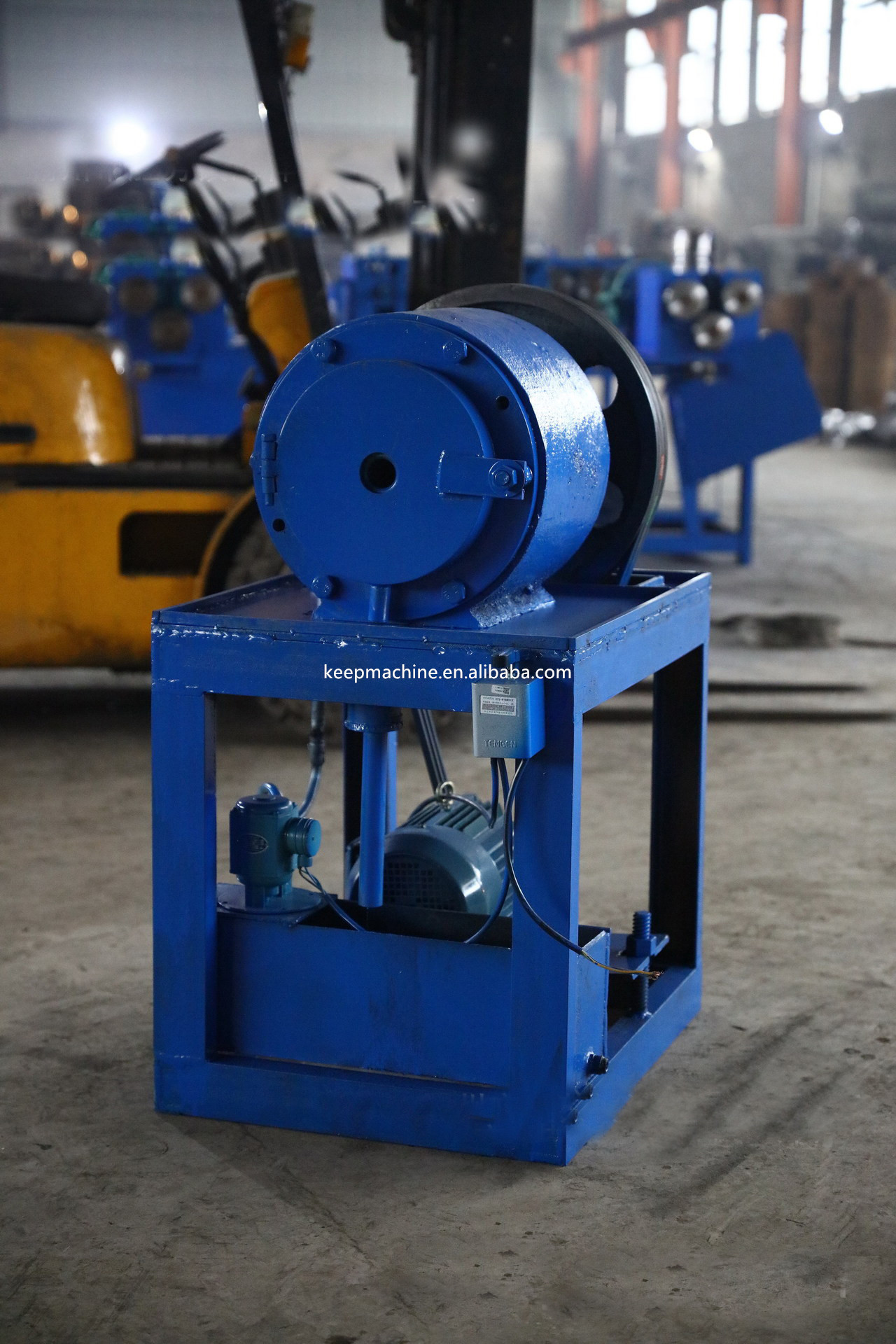 Conical tube shrinking machine Rotary hammer tube shrinking tool Tunnel small pipe tip device tapered pipe shrinking machine