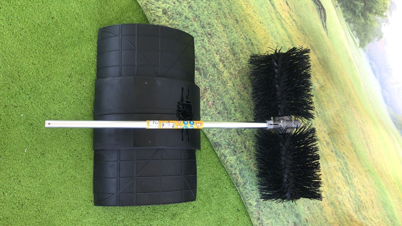 Portable Hand-held lawn brush  artificial grass cleaning equipment lawn sweeper