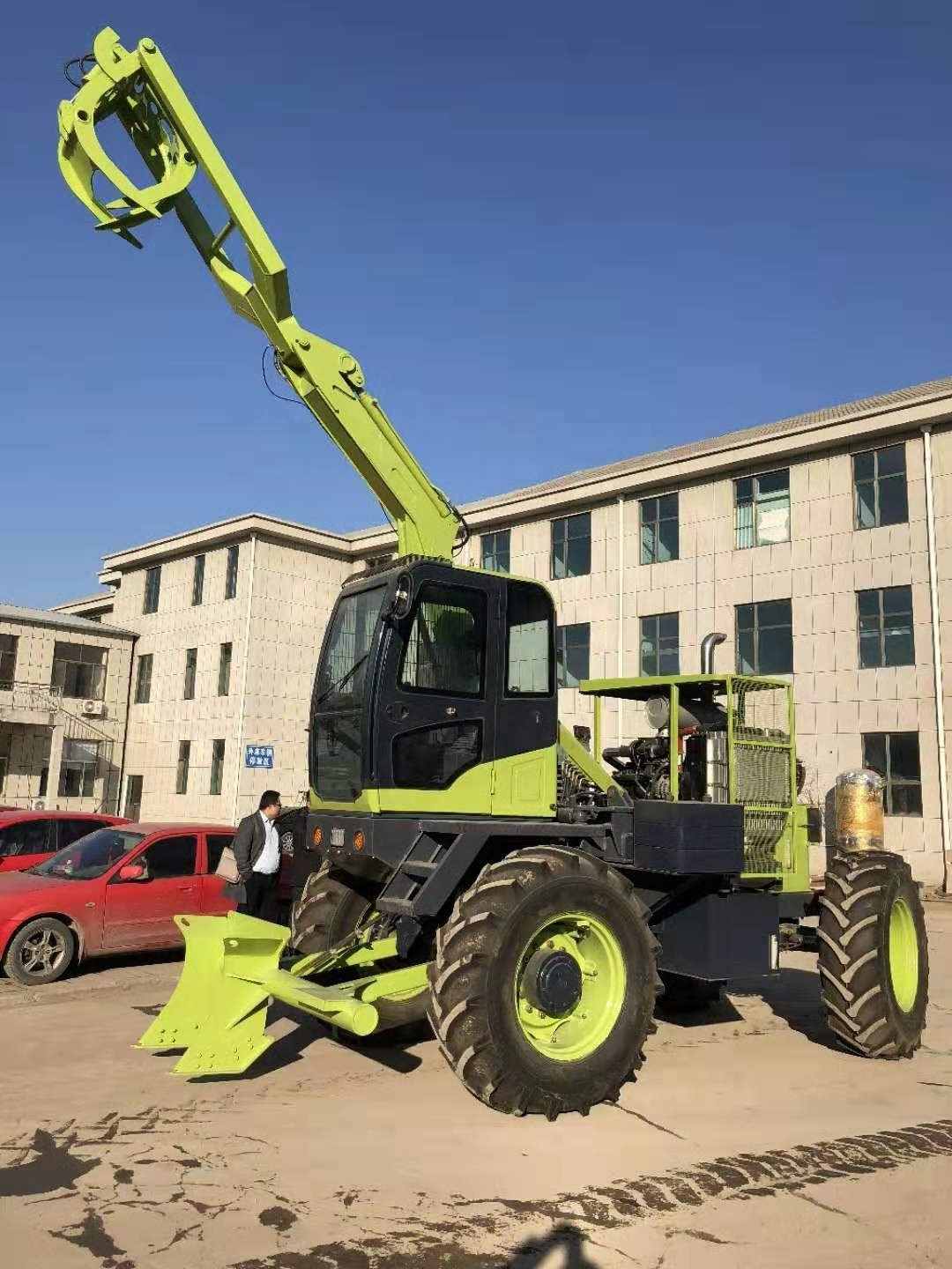 1year warranty Chinese small backhoe excavator with sugar cane grapple grabber and one free bucket for crop loading