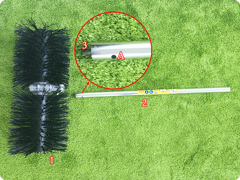 Hot Sale Hand-pushed Lawn Comber Brush Machine For Artificial Grass sweep