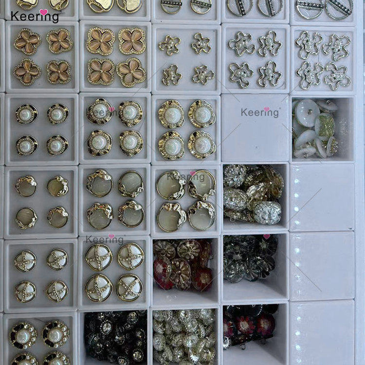 Vintage Luxury Shell Pearl Flower Sewing Suit Custom Metal Shank Gold Jeans Buttons For Clothes