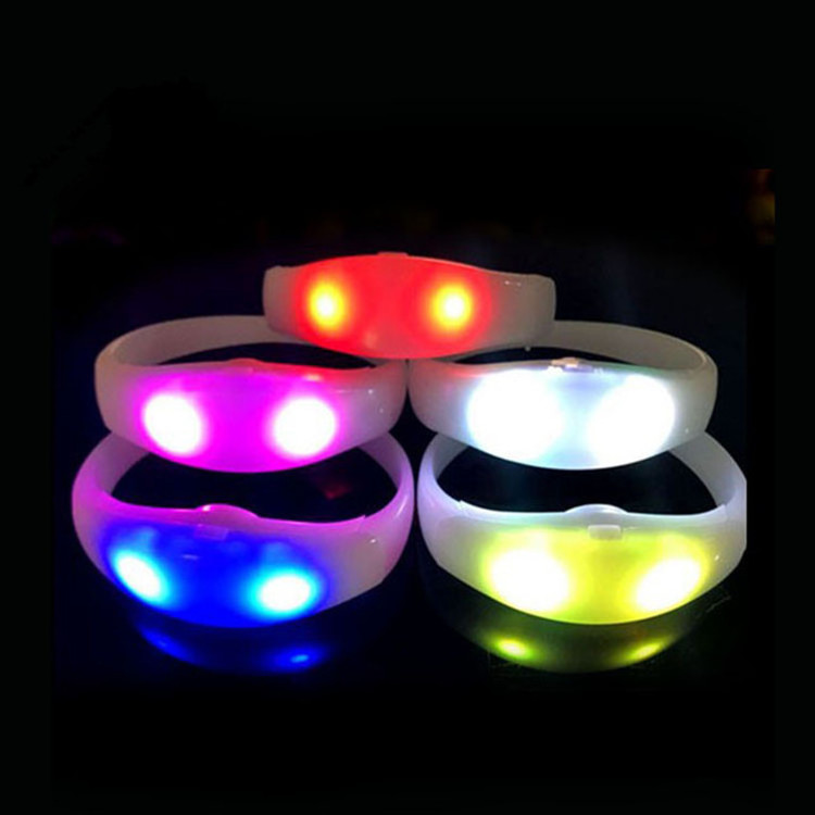 Promotional Gift Party Supplies Festival Acrylic Wristbands Led Glow Luminous Bracelet