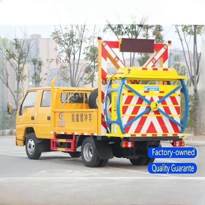 High Quality ISO9000 Approved Diesel Mounted Traffic Highway for Sale Crash Attenuator Truck