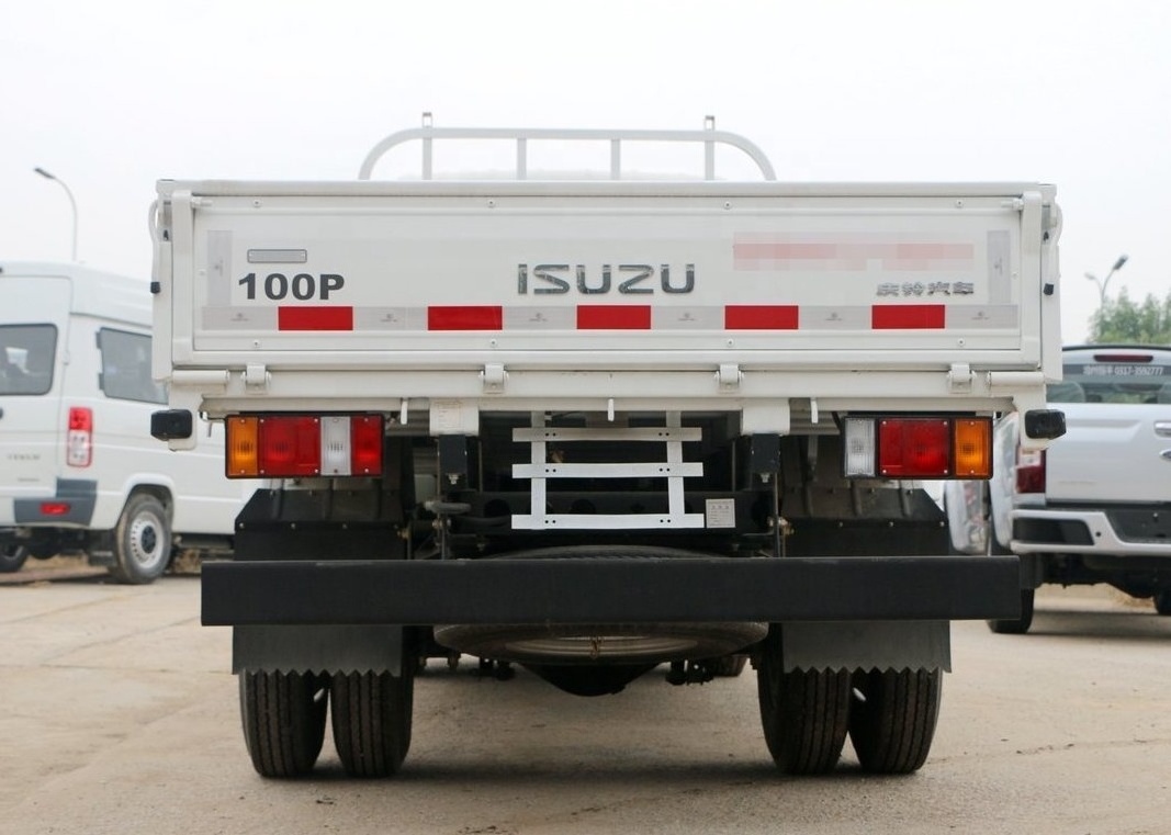 Hot Sale China ISUZU 4x2 5 Ton Cargo Truck Mini Truck Right Hand Drive 98-150hp 4 Wheels High Quality pickup truck