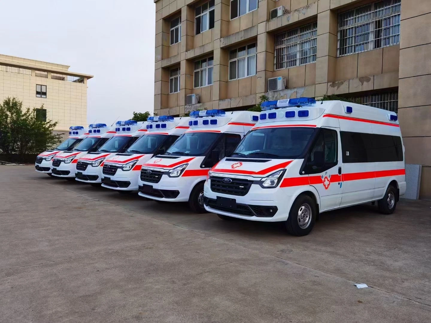 Foton Emergency Vehicle Petrol ICU Transit Medical Clinic Ambulance