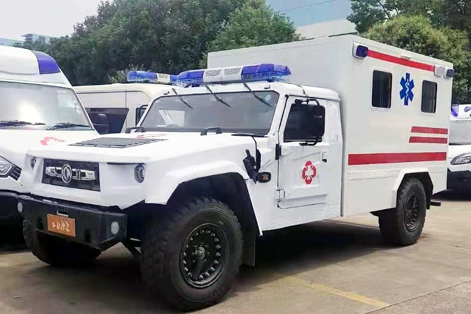 DONGFENG M50 4WD/AWD ICU Mobile Medical Clinic Rescue Vehicle Ambulance