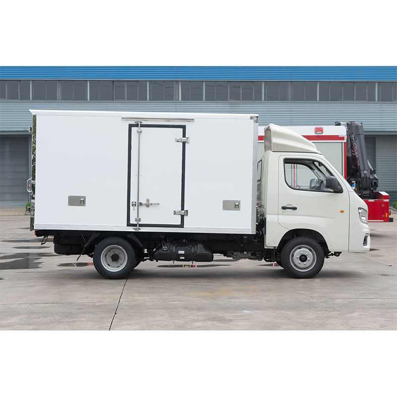 Factory sell FOTON M2 mini cargo van truck small box truck 4x2 for food delivery at good price