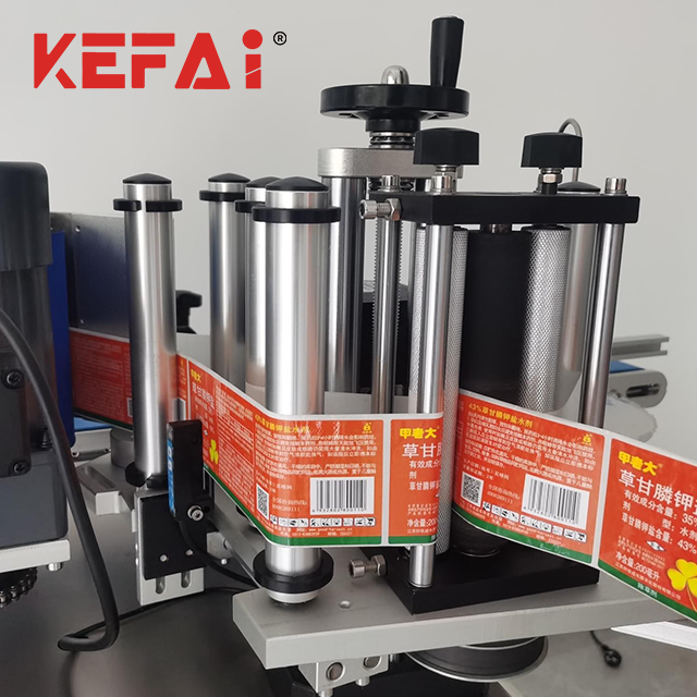 KEFAI Full Auto Desktop Round Bottles Sticker Labeling Machine Made In China