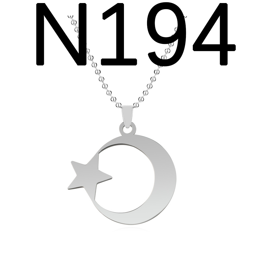 Moon Star Necklace for Men Women Spiritual Islamic Muslim Amulet Pendant Turkish Religious Jewelry Stainless steel