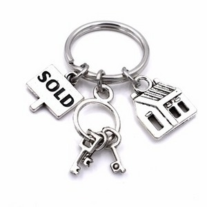 Family Real Estate Agent Keys Keychain Antique silver House Keys Sold Charms Realtor Car Bag Key Holder