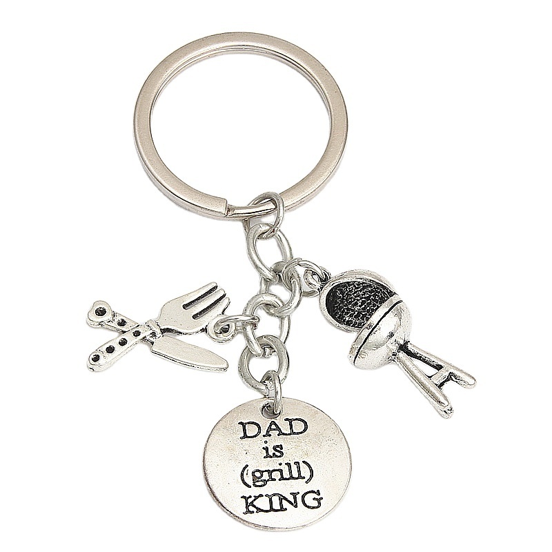 1pc knife And Fork Chair Charms Keychain DAD IS (grill) KING Daddy Family Father's Day Gift Keyring