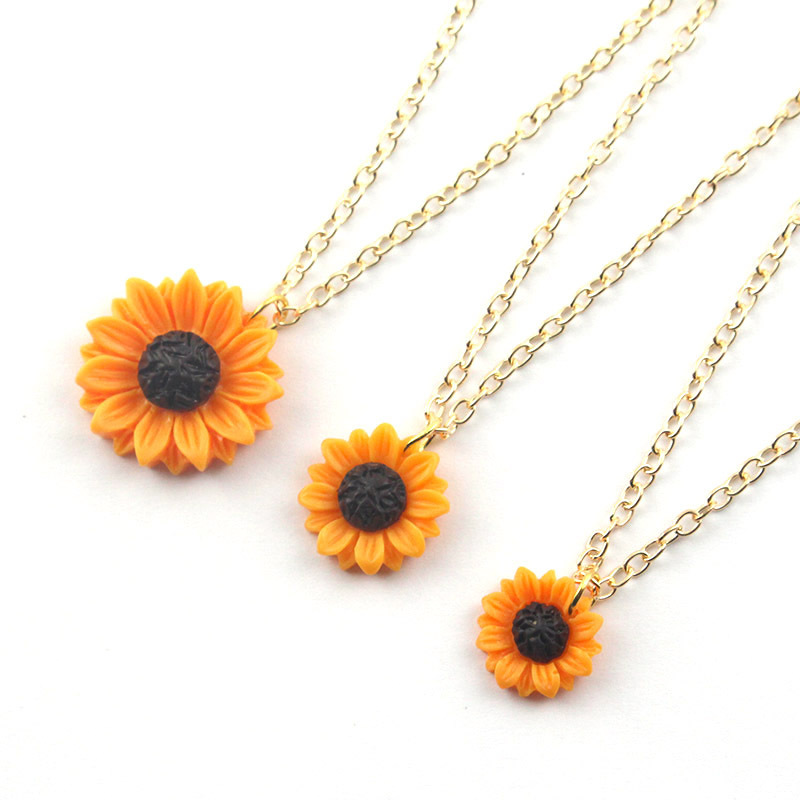 New Gold Color Chain 15mm 18mm 25mm Resin Flower Collar Sunflower Pendant Necklaces For Women