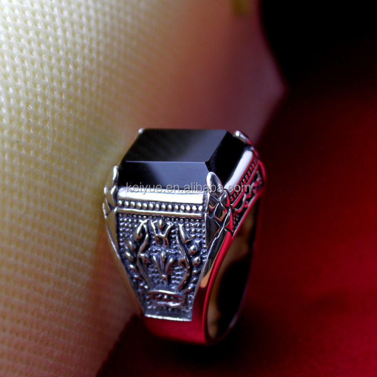 Keiyue  Wholesale silver 8925 ring black stone ring for men customized materials available