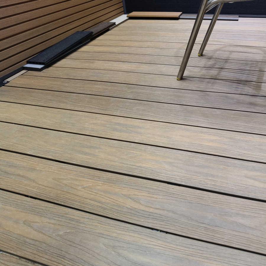 Kejie Manufacturer Outdoor Co-extrusion Decking Invisible Profile Wpc Pool Decking