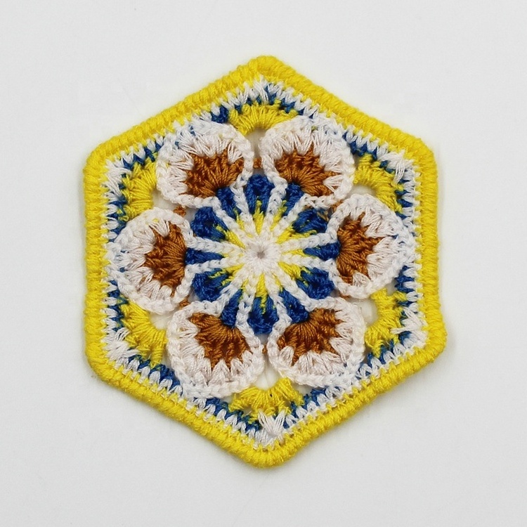 Factory price custom 8cm colorful polyester 3D hexagon flower crochet pattern patch for cup mats