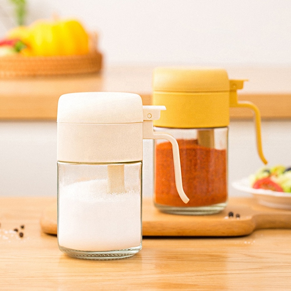 2024 new product square spice and pepper shaker kitchen accessories with colored plastic top