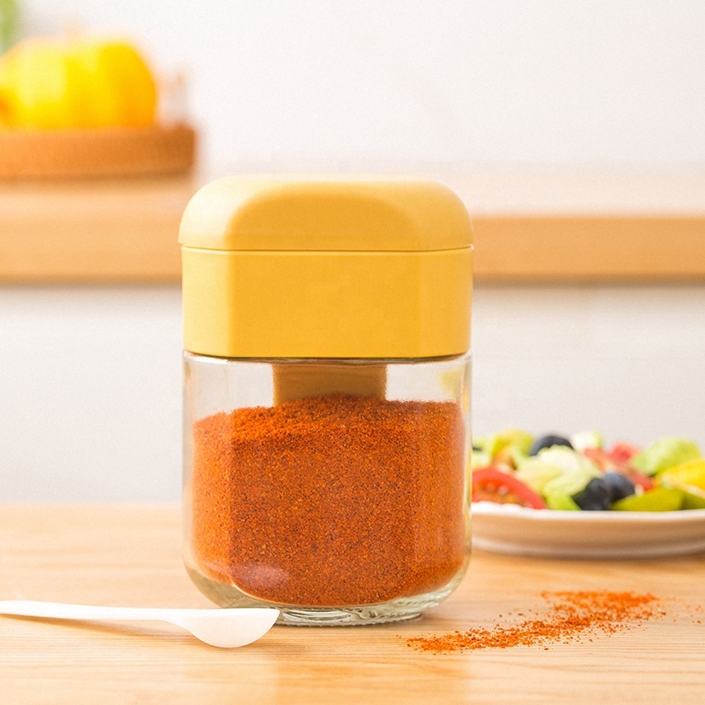 2024 new product square spice and pepper shaker kitchen accessories with colored plastic top