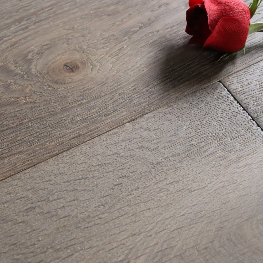 Hot product !Top  European oak engineered wood flooring cheap price wider stripe  engineered flooring parquet hardwood  flooring