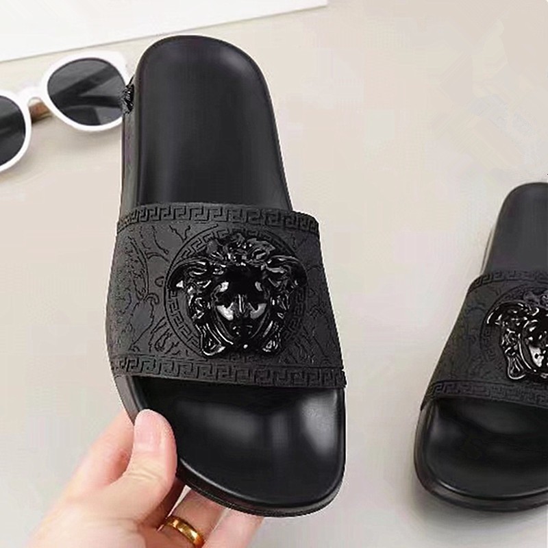 Custom Embossed Slides Footwear Summer Beach Sandals With Logo High Quality Rubber Slippers Unisex