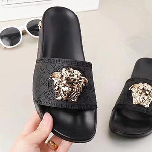 Custom Embossed Slides Footwear Summer Beach Sandals With Logo High Quality Rubber Slippers Unisex