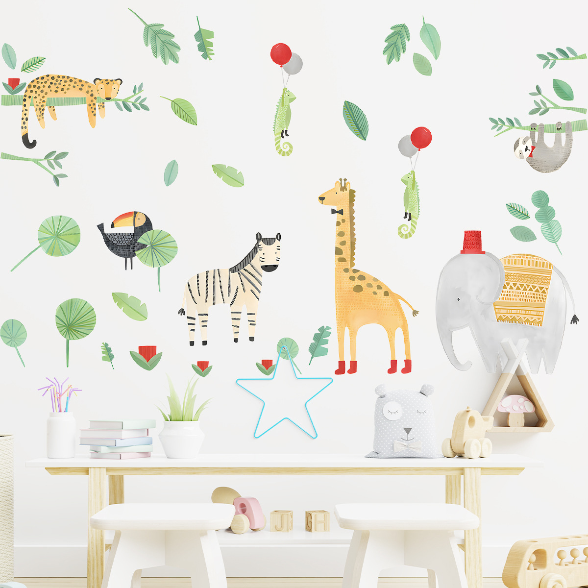 Custom Self Adhesive Removable Forest Animal Wall Art for Kids Room Decoration