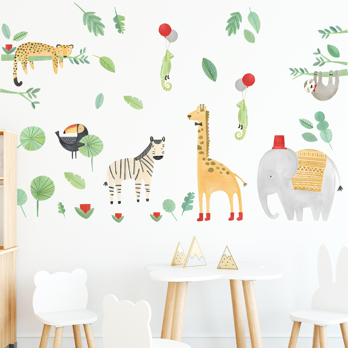 Custom Self Adhesive Removable Forest Animal Wall Art for Kids Room Decoration