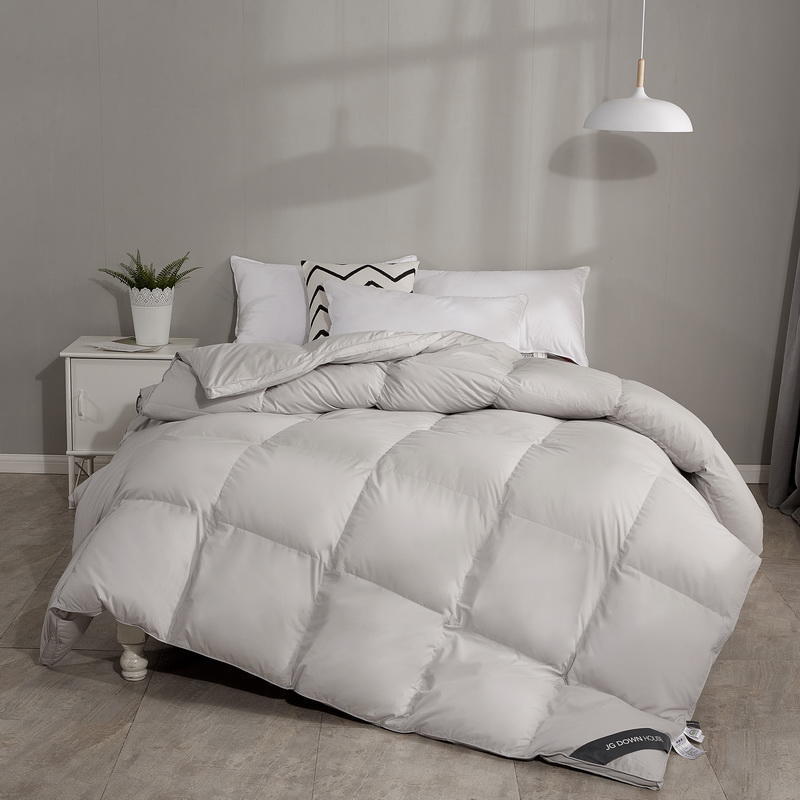 Best Service Down Proof Cotton Cover Filled with White Duck Goose Feather Stitching Duvet Blanket Quilt