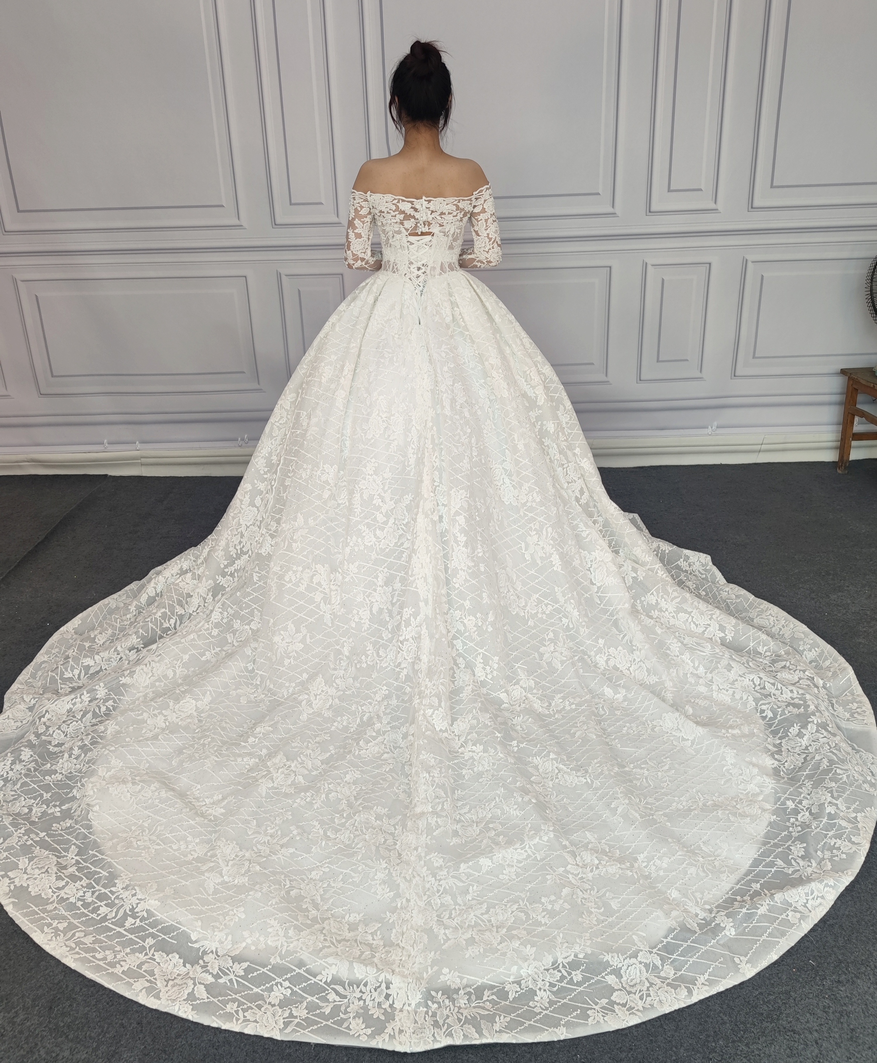 2023 elegant off shoulder long sleeve lace wedding gown dresses for bride turkey istanbul