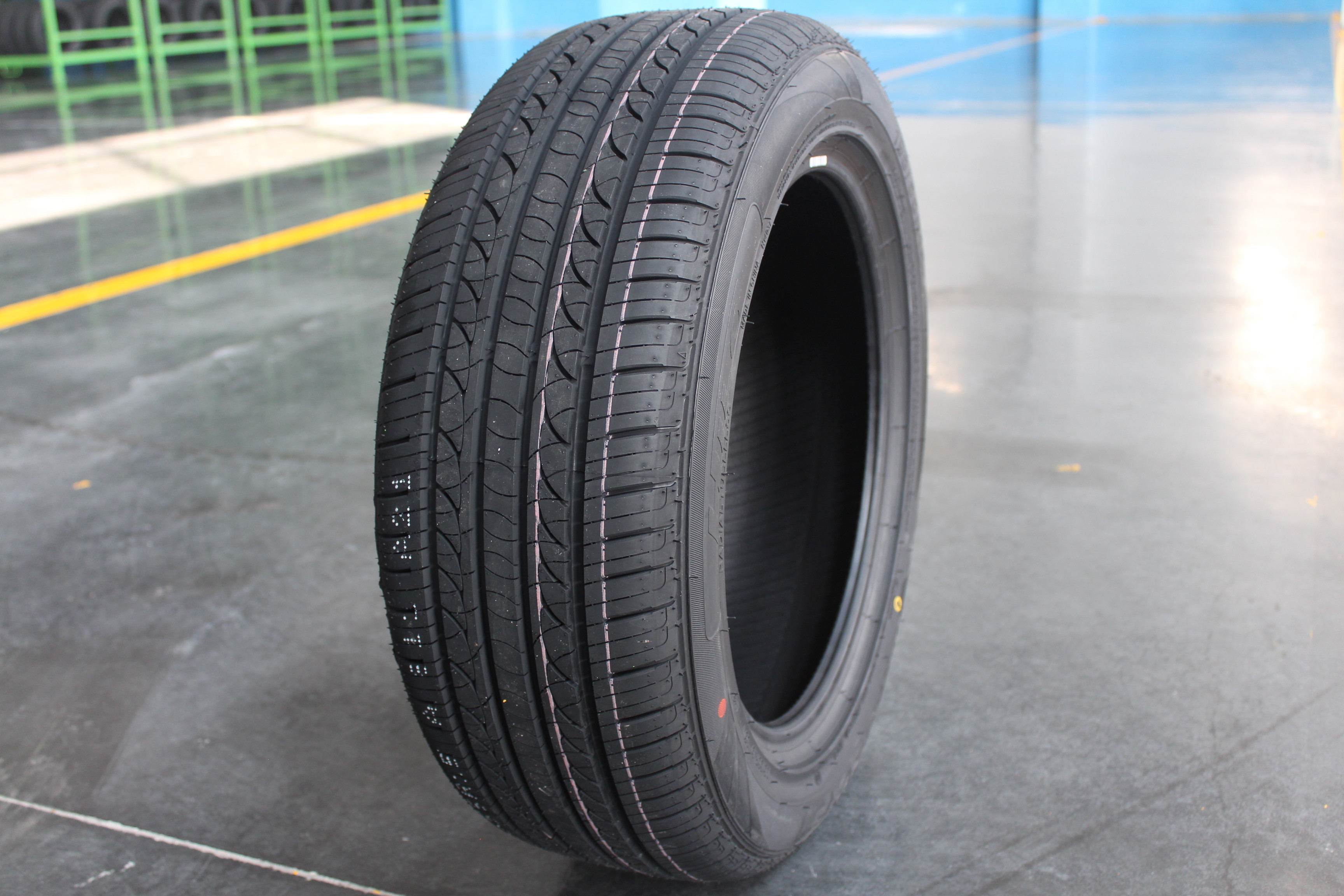 low noise fronway tyre 225/45R18 95W XL 9mm depth   car tyres cheap 225 45 r18  wholesale tires online 225 45 r18