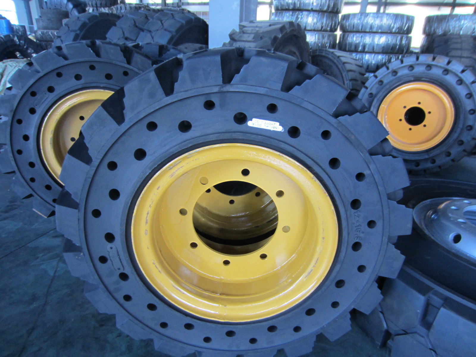 CHINA Solid tyre  700x12 6.00-9 7.00-9  Forklift Tires With Good Price