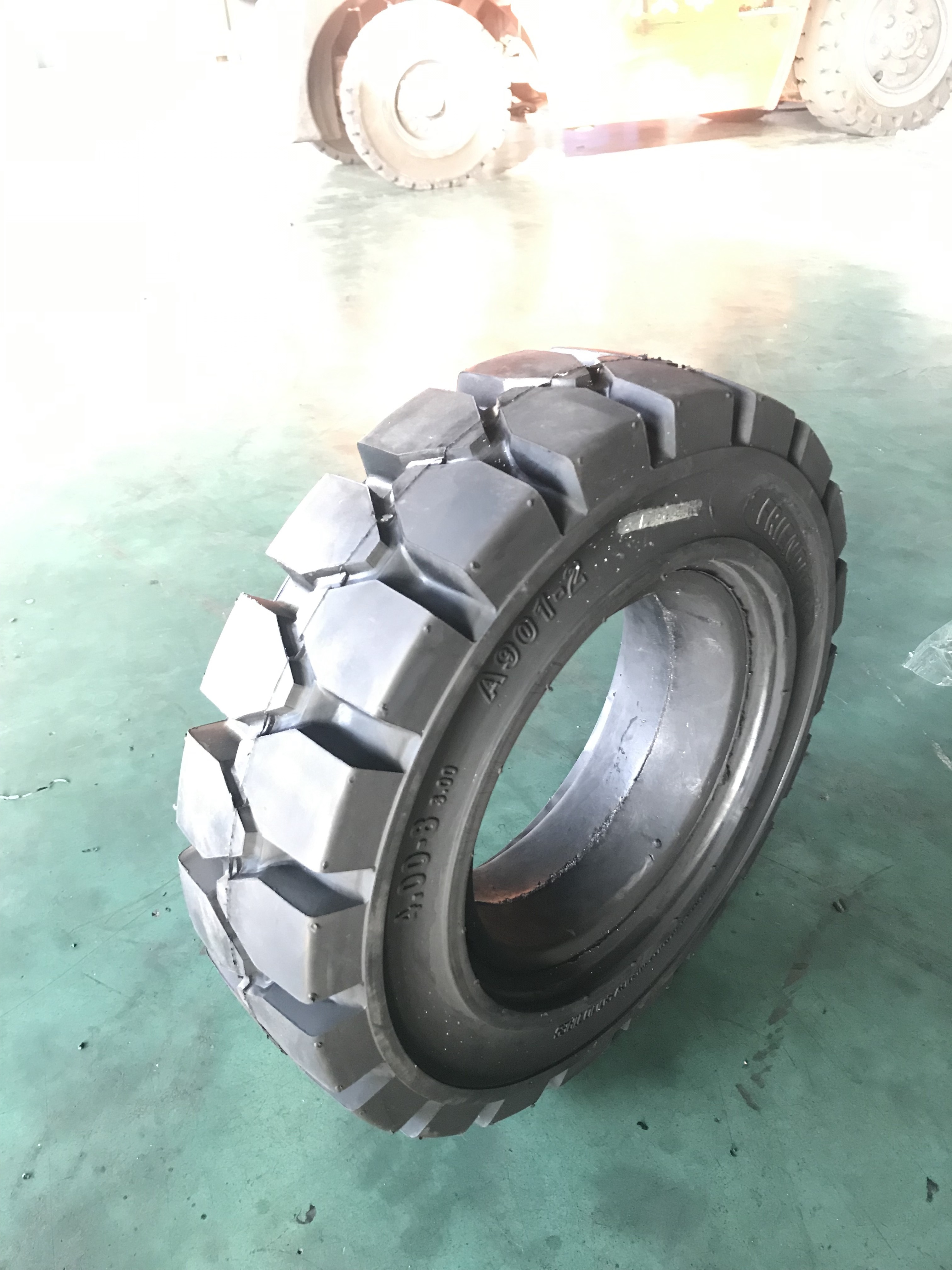 Solid Tire For Forklift 5.00-8 16x6-8 18x7-8 Natural Tire High  used for Heli Clark Forklift