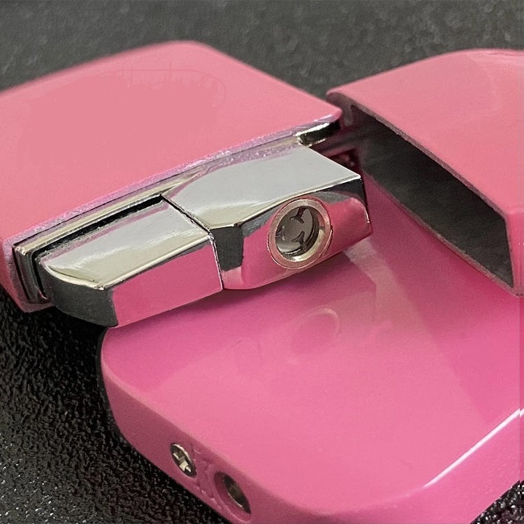 Wholesale Pink Metal Lighter Windproof Pink Flame Cute Lighter For Girls Gift