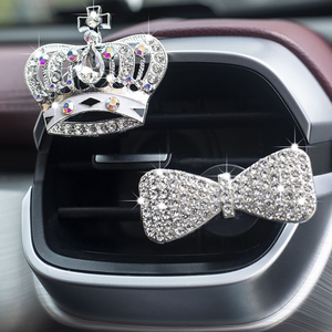 Car Decor Diamond Purse Car Air Freshener Auto Outlet Perfume Clip Scent Diffuser Bling Crystal Car Accessories Women Girls