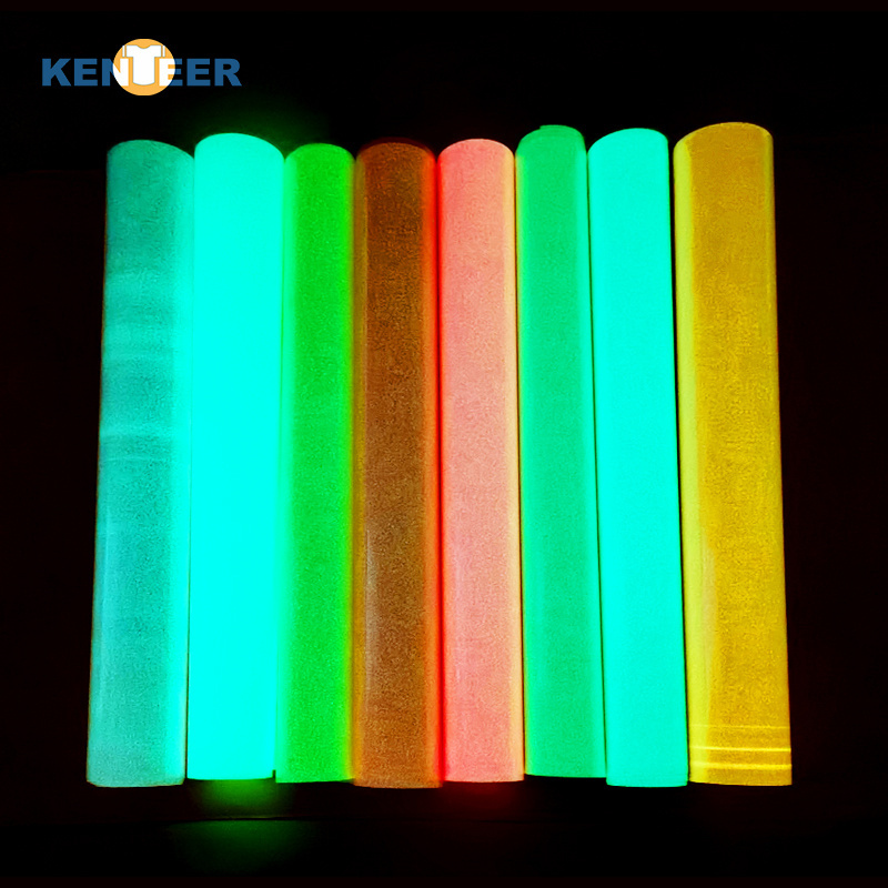 Kenteer Supplier designs htv logo Luminous Glow in the dark Glitter Heat Transfer Vinyl sheets rolls pu Film for Clothing