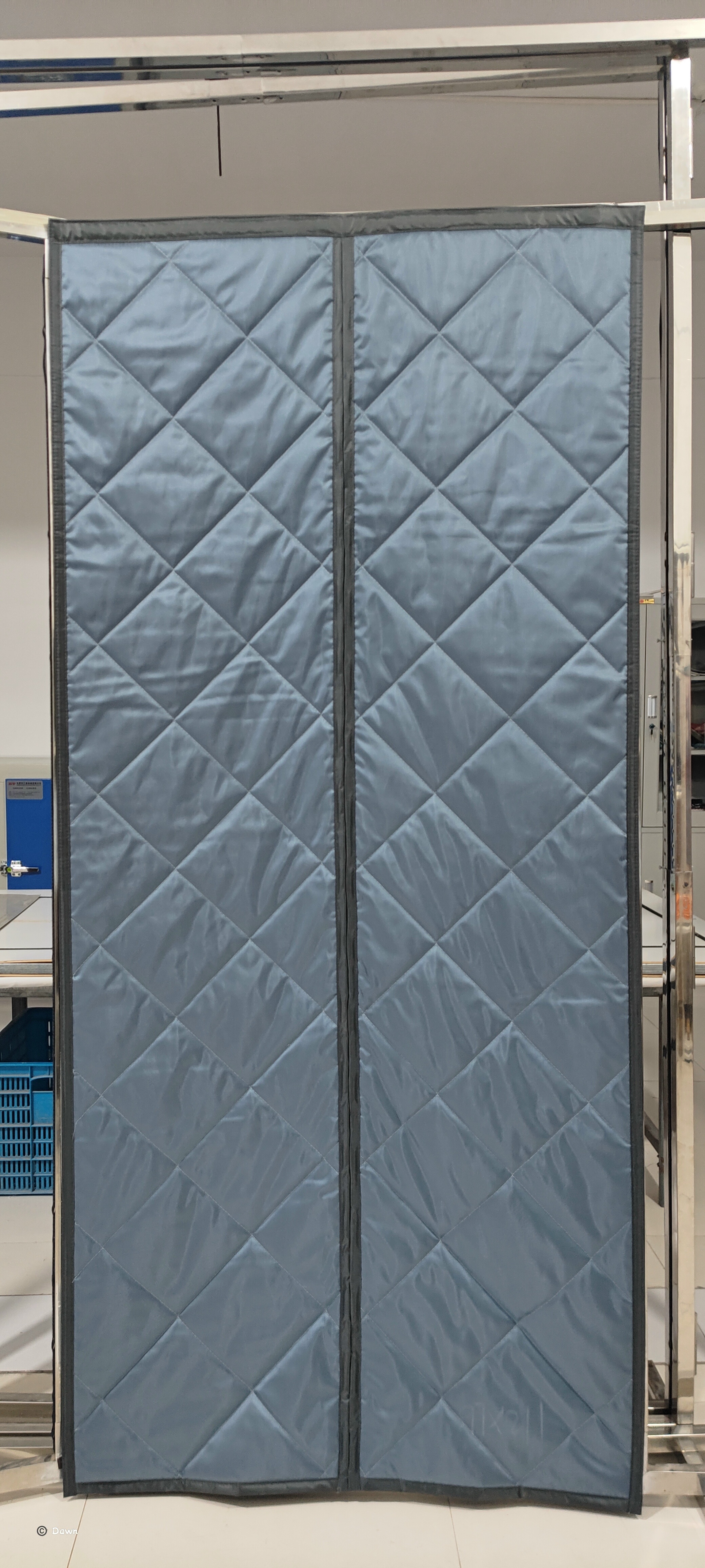 Magnetic Insulated Thermal Door Curtain Screen for Winter, Soundproof Thick Blanket for Temporary Door