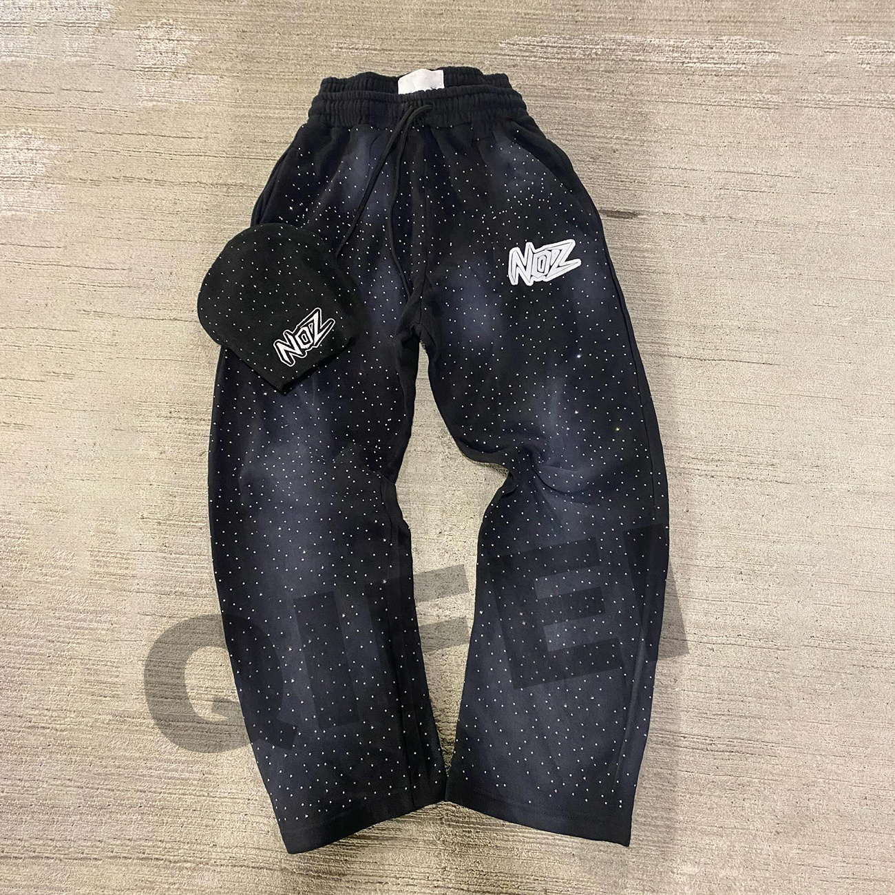 Custom manufacturer streetwear wholesale straight leg baggy trousser track pants double waisted rhinestone sweatpants