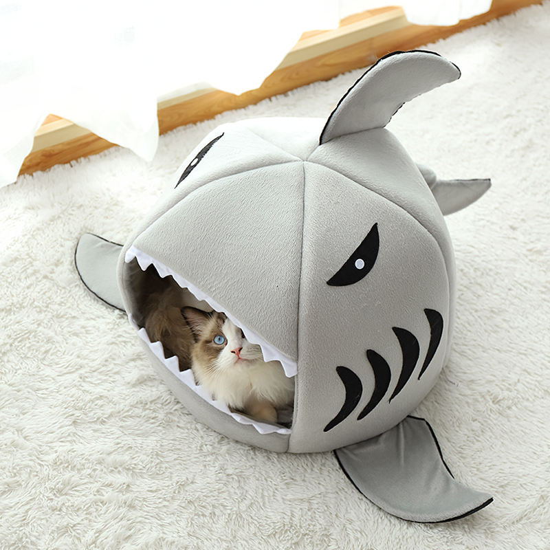 Wholesale Manufacturer Sharks Shape Warm Fluffy Cotton Cat House Pet Bed