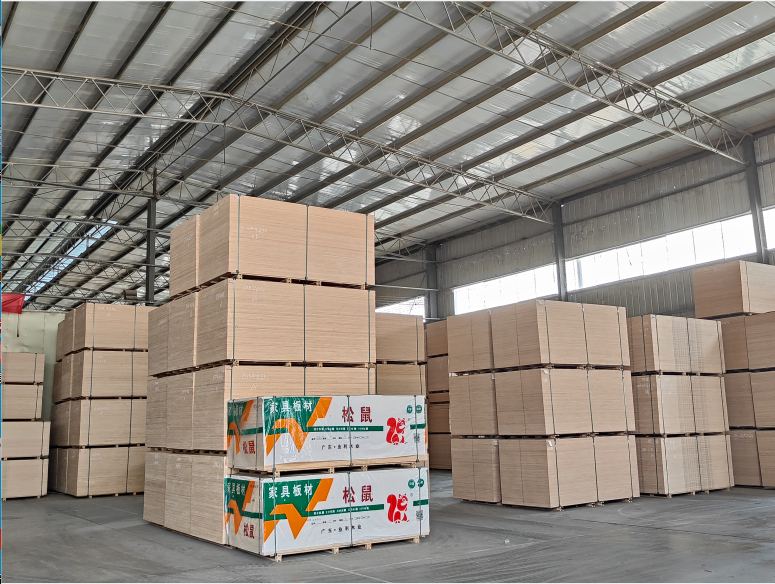 Factory Wholesale Furniture Board  5/9/18/25mm Laminated Board Melamine Plywood Sheet 4x8