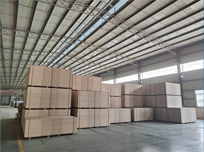 Factory Price Marine Board Plywood 1830*915mm  Laminated Marine Plywood Black Film Faced Plywood 12mm