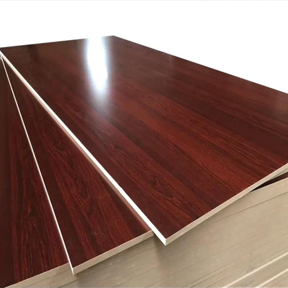 Low Prices Fibreboard Melamine Laminated MDF Board 18mm for Furniture and Kitchen Cabinet