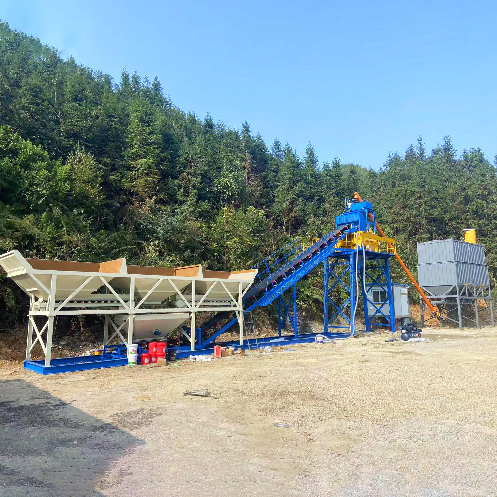 Mhzs25 To 240 M3/H Stationary Hopper And Belt Conveyor No Foundation Fixed Concrete Batching Plant