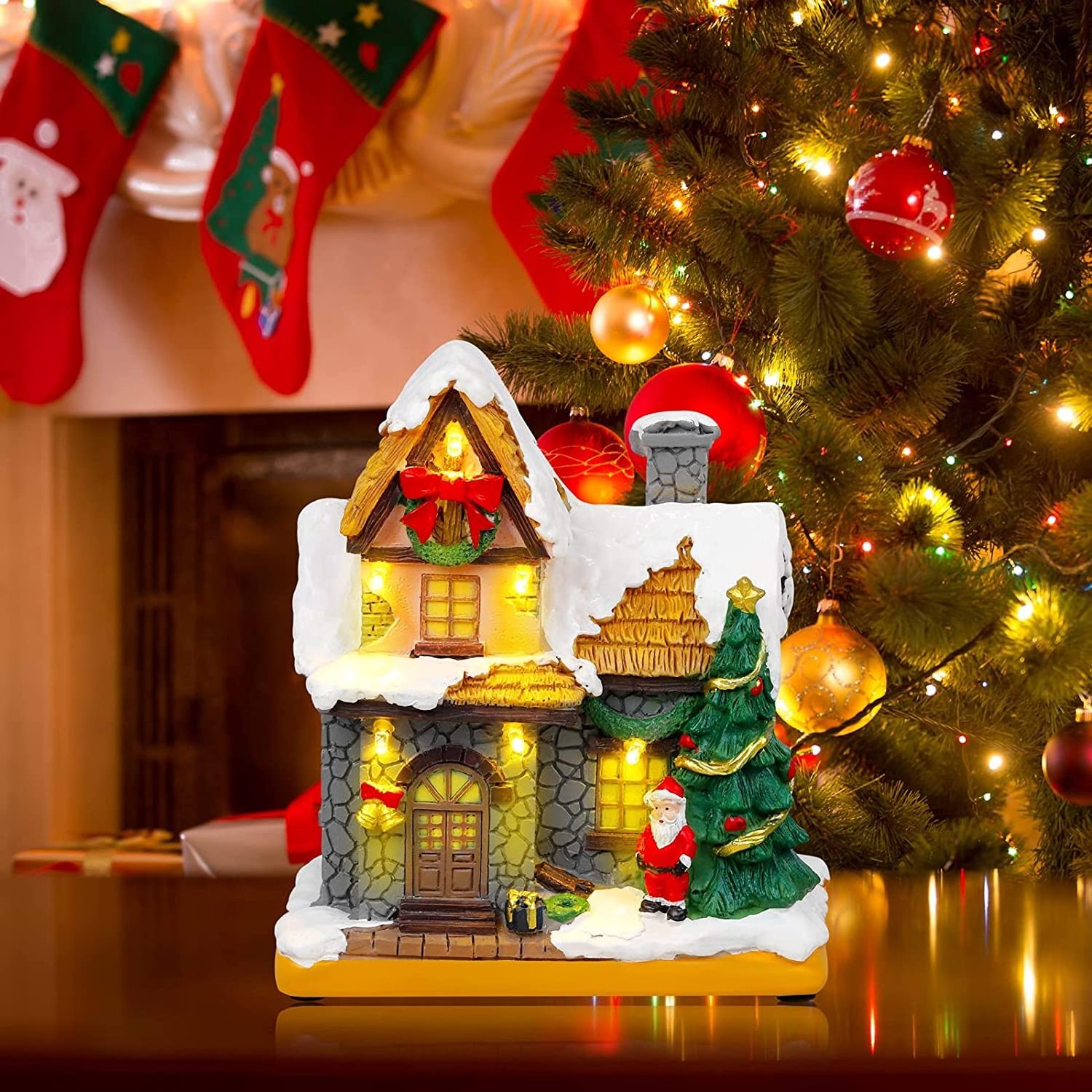 Wholesale Custom Holiday Home Garden Decor Resin Winter Snow Christmas Scene Village Houses with LED Light