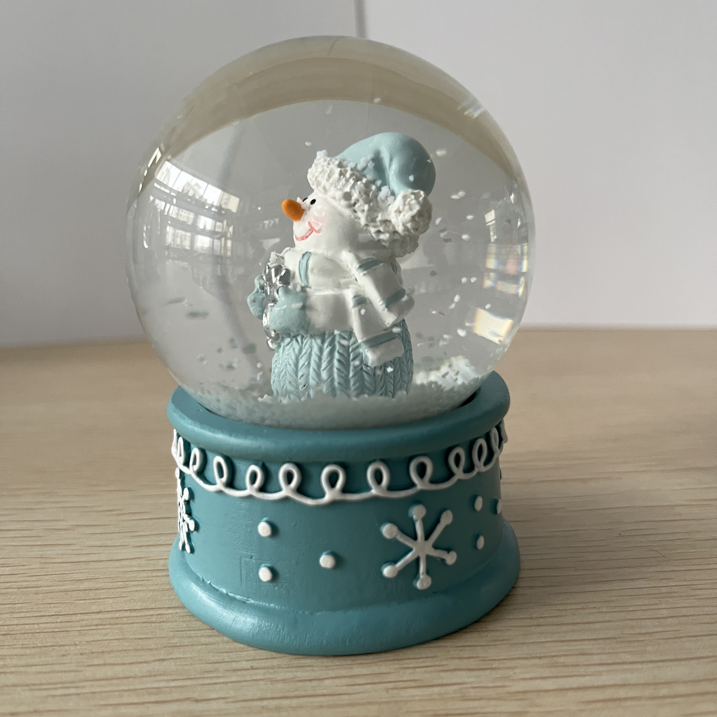 Home Ornament Resin Christmas decoration Souvenir Gift Snowman glass Water Snow Globe